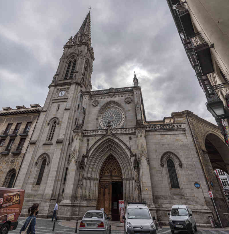 Vizcaya - Bilbao - catedral de Santiago 3.jpg